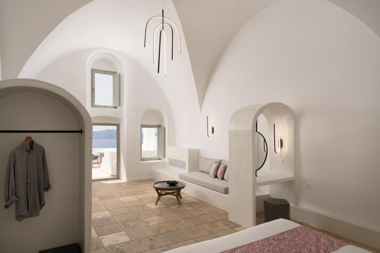 Asha Luxury Suites Fira  Exterior photo