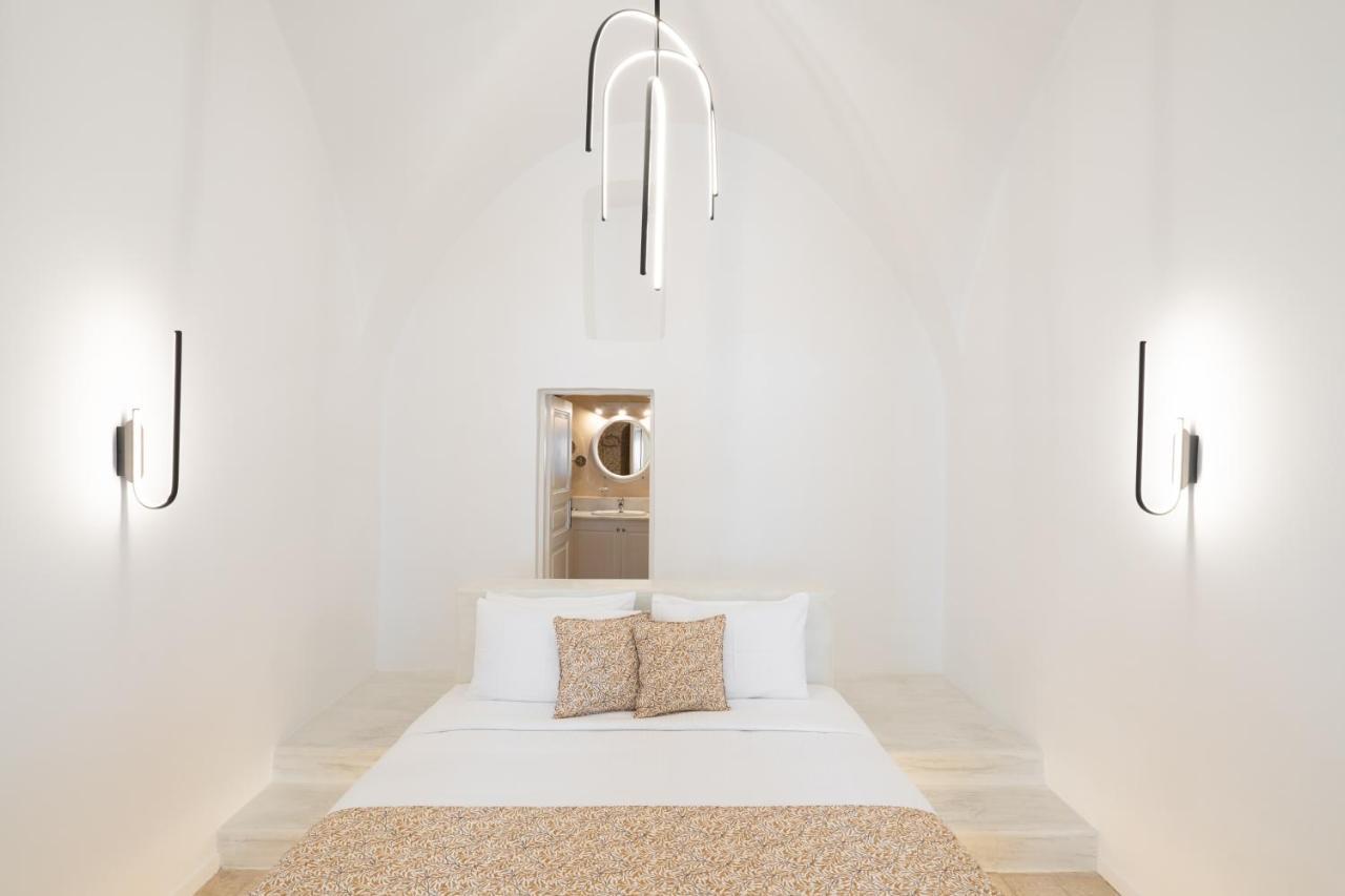 Asha Luxury Suites Fira  Exterior photo