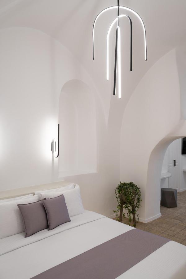 Asha Luxury Suites Fira  Exterior photo