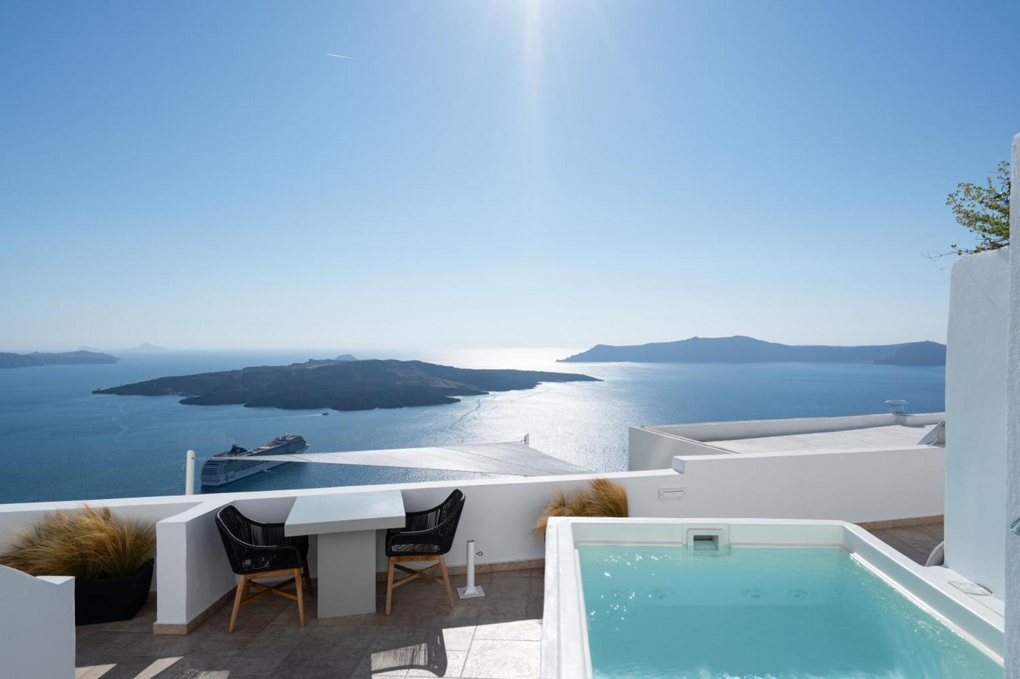 Asha Luxury Suites Fira  Exterior photo